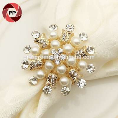 Metal gold color pearls snowflake napkin ring for Christmas holiday